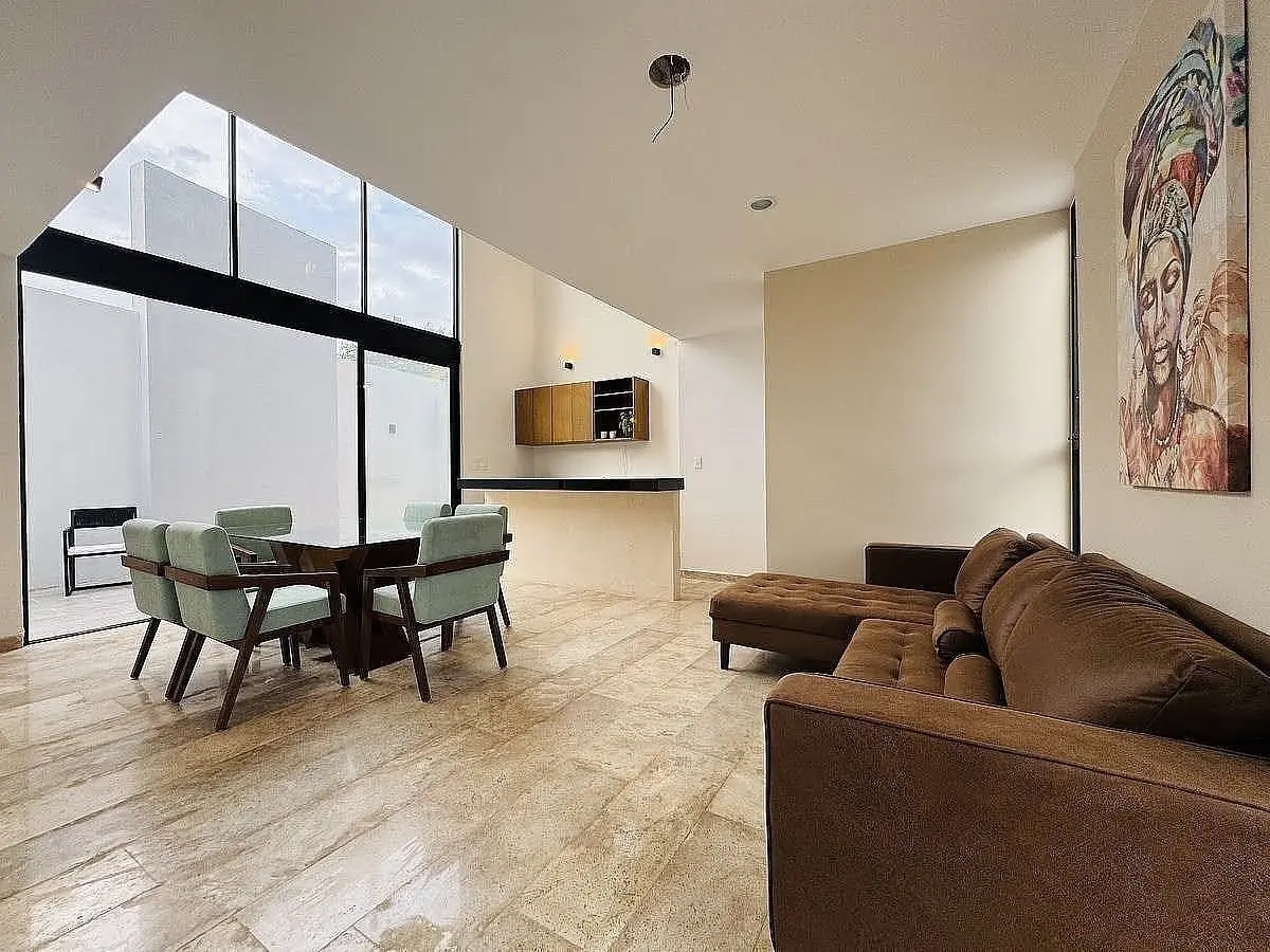 En Venta Casa Tipo Townhouse en Zona Norte Mérida I Privada Celesta Cholul — foto 3
