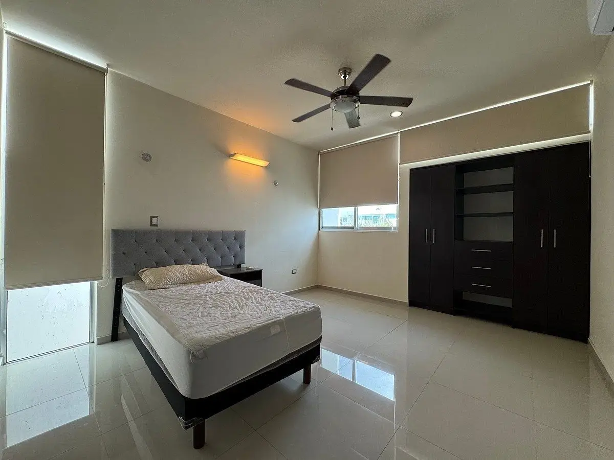 En Renta Casa Amueblada en Altabrisa Residencial en Mérida Norte — foto 2
