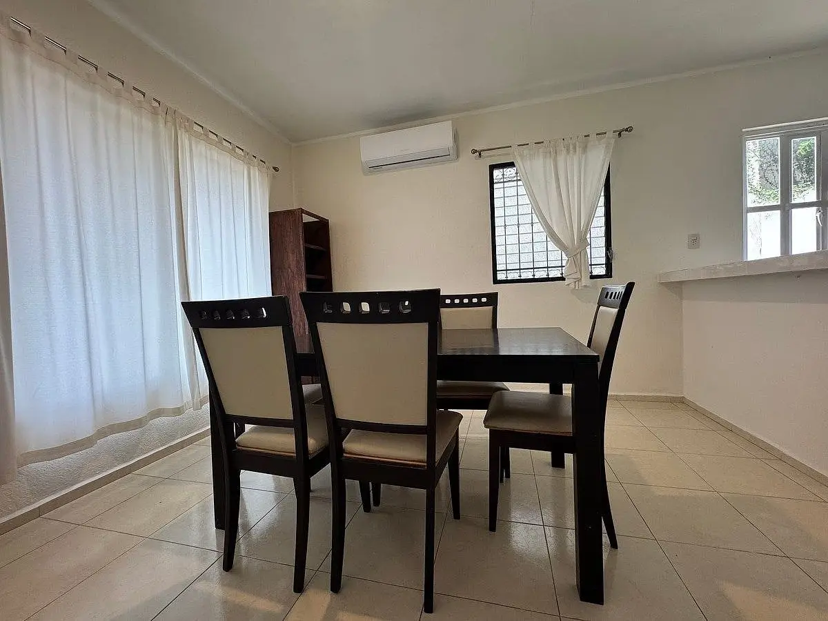 En Renta Casa Sin Muebles en Gran Santa Fe Merida Detras de Plaza Santa Fe — foto 6