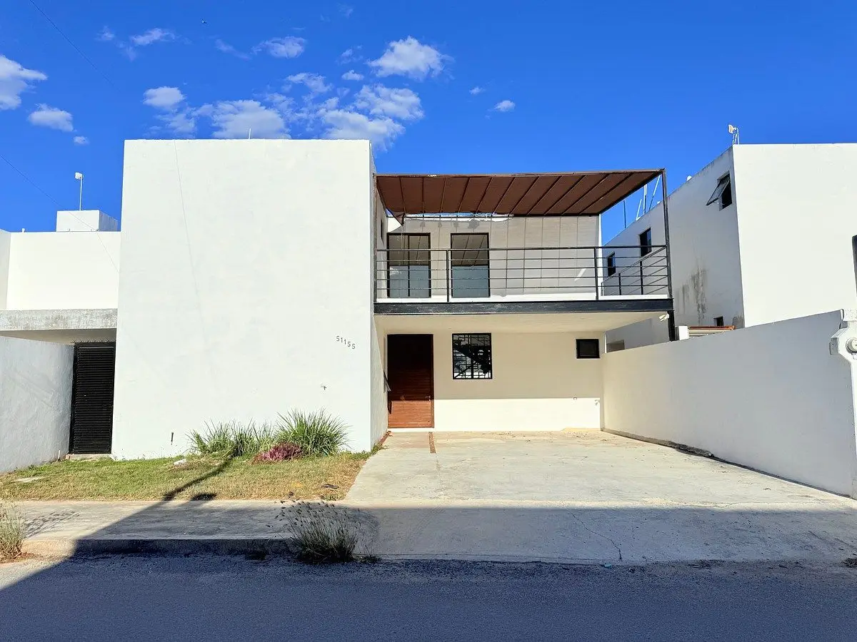 Casa en Venta de 3 Recámaras en Bellavista Dzitya