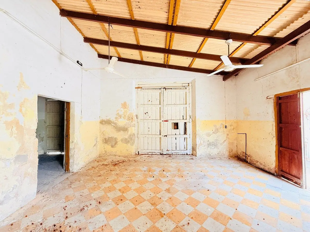 En Venta Bodega con Amplio Terreno en el Centro de Mérida