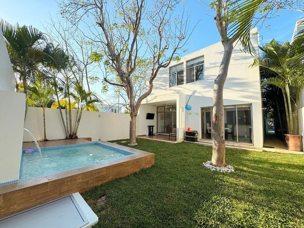 Casa en Venta en Privada Parque Central, Norte de Mérida — foto 2
