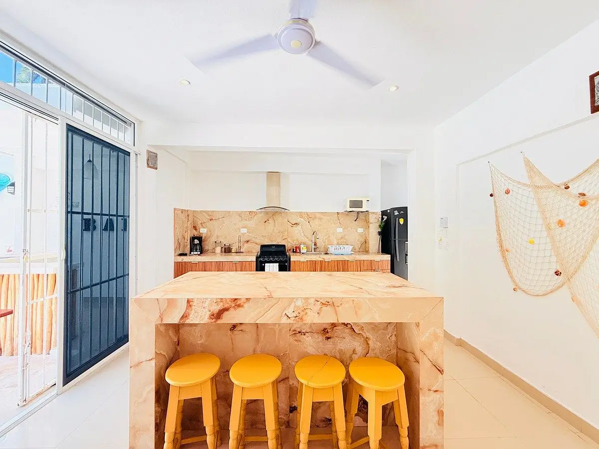 Casa en Venta a 60 Metros del Mar en Progreso — foto 3