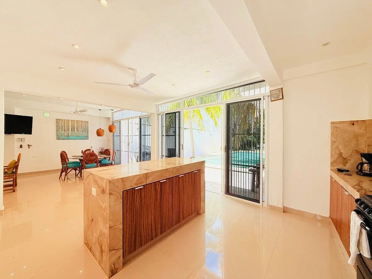 Casa en Venta a 60 Metros del Mar en Progreso — foto 4