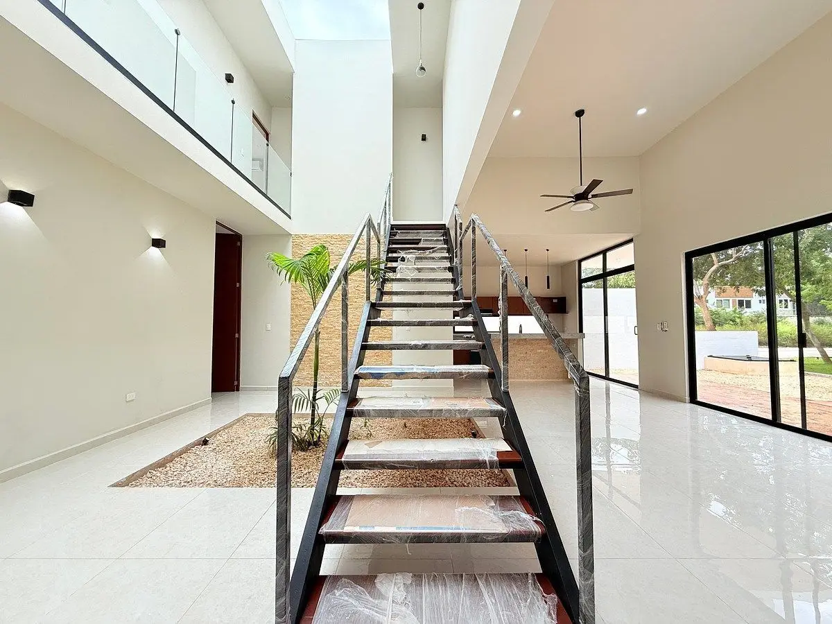 Casa de 4 Recámaras en Esquina Dentro de Privada Altozano — foto 4