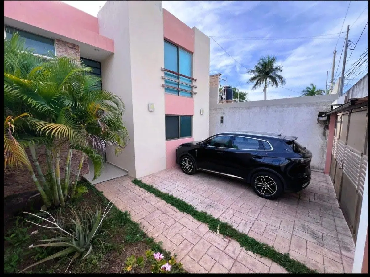 En Venta Casa en Mérida Dentro de la Ciudad Colonia Leandro Valle — foto 2