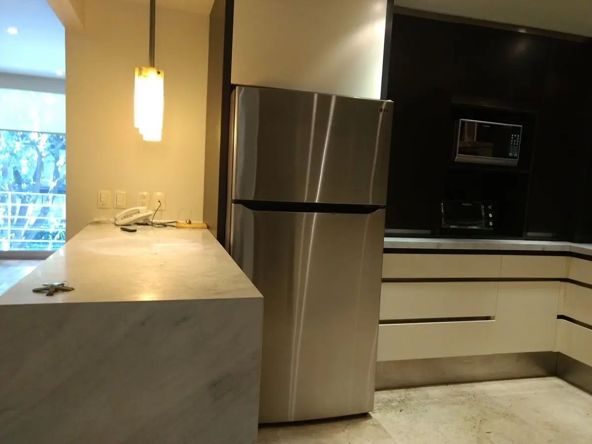 Renta departamento Amueblado de 2 recamaras con balcón — foto 2