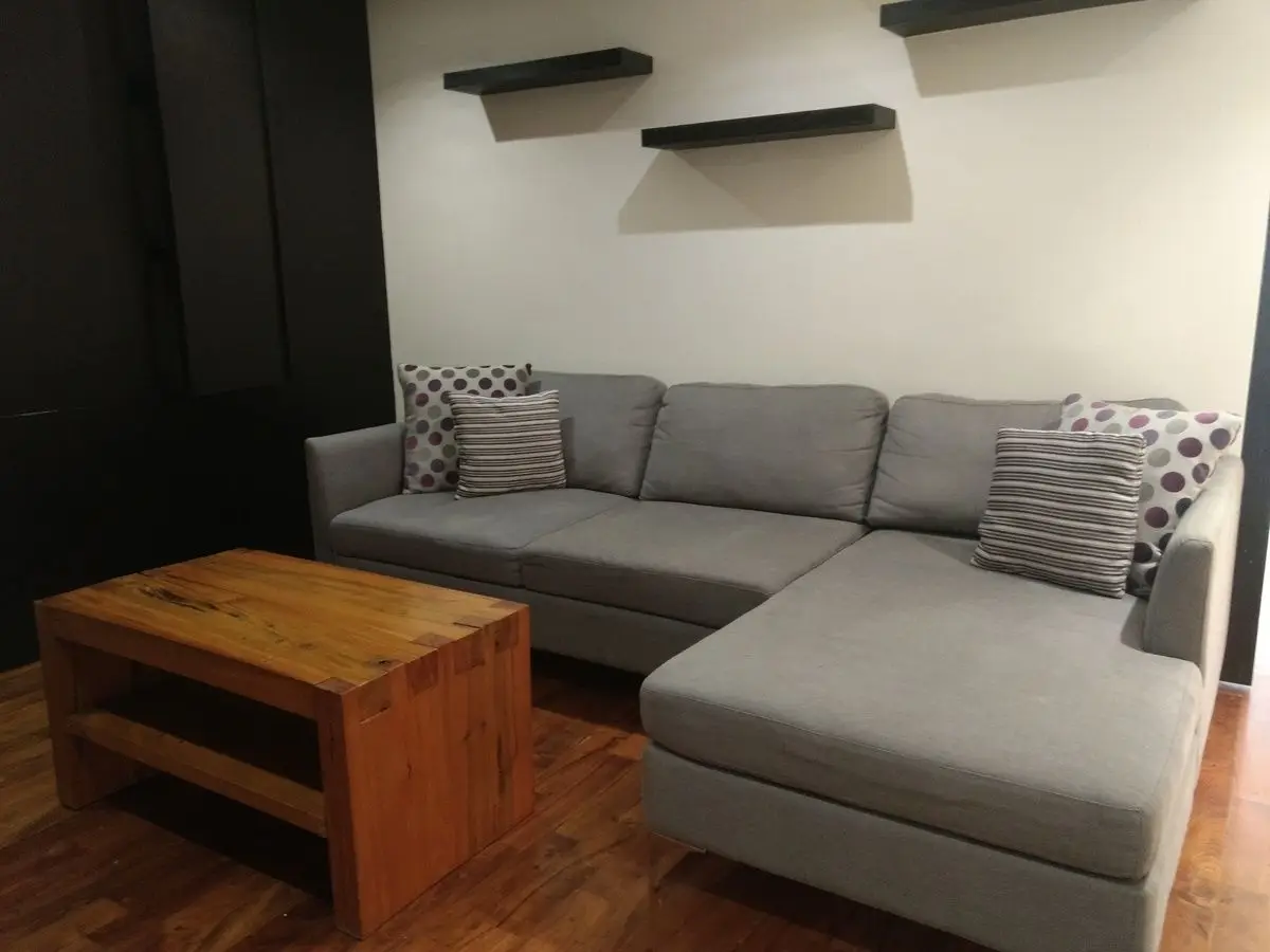 Renta departamento Amueblado de 2 recamaras con balcón — foto 4