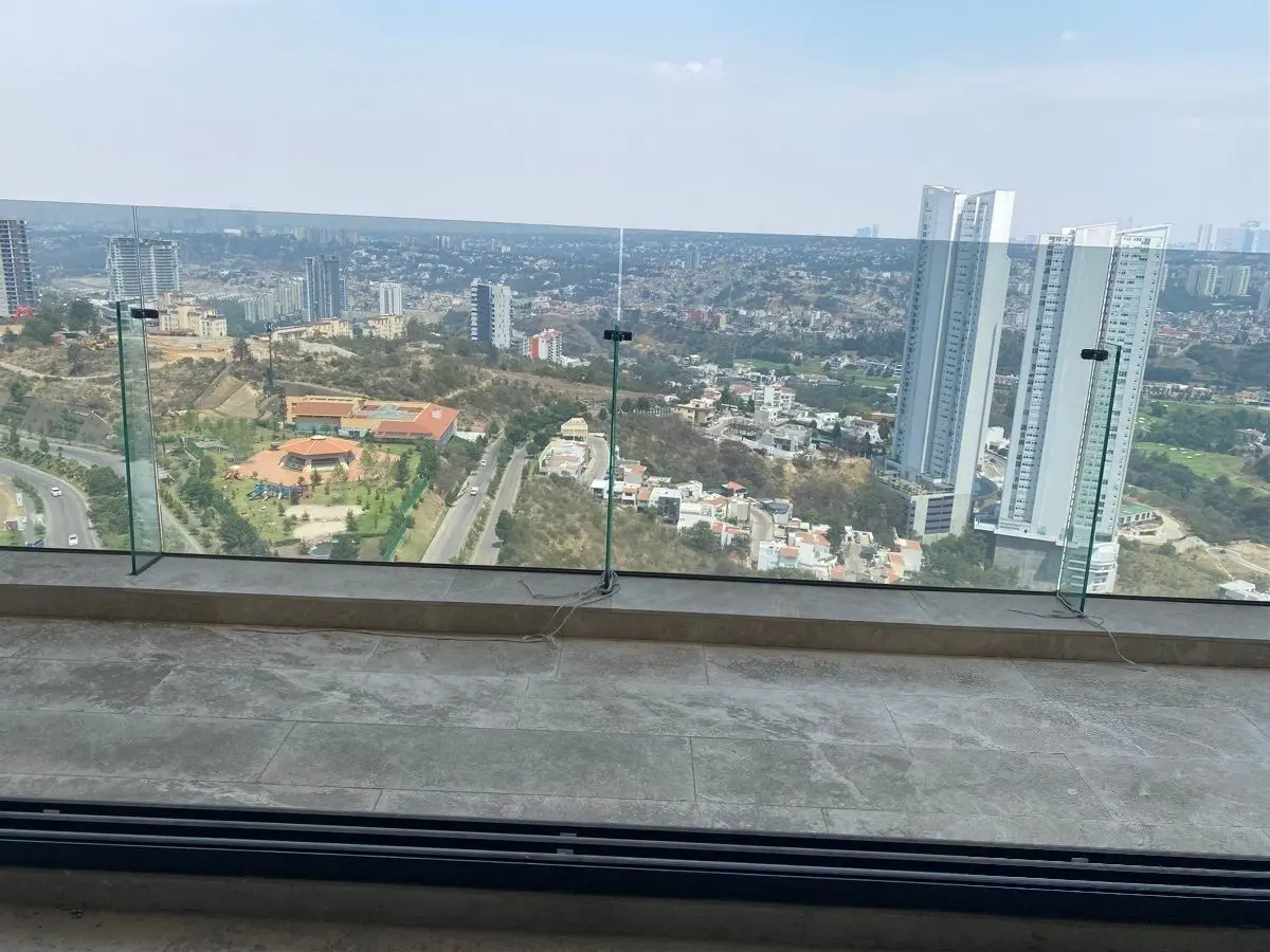 En Venta departamento de 3 recámaras en Avivia Bosque Real — foto 4