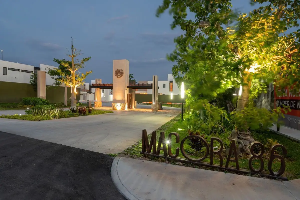 Casa en Venta en Merida en Privada con Amenidades en Altabrisa-Cholul — foto 4