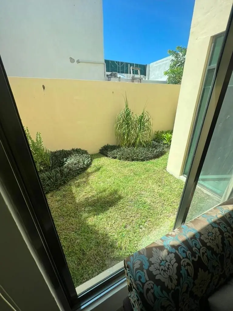 Casa en Altabrisa, disfruta de todo a unos minutos, dentro de Mérida zona norte — foto 3