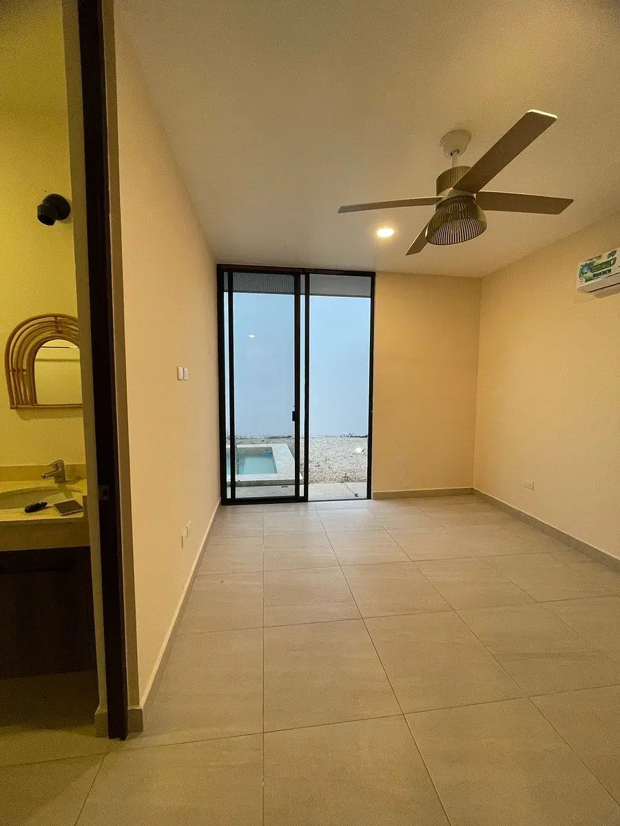 Venta de Casa de una Planta en Privada con Amenidades en el Norte de Merida — foto 4