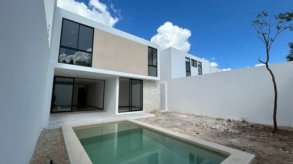 Casa de Dos Plantas en Privada Ubicada en Temozon Norte — foto 4