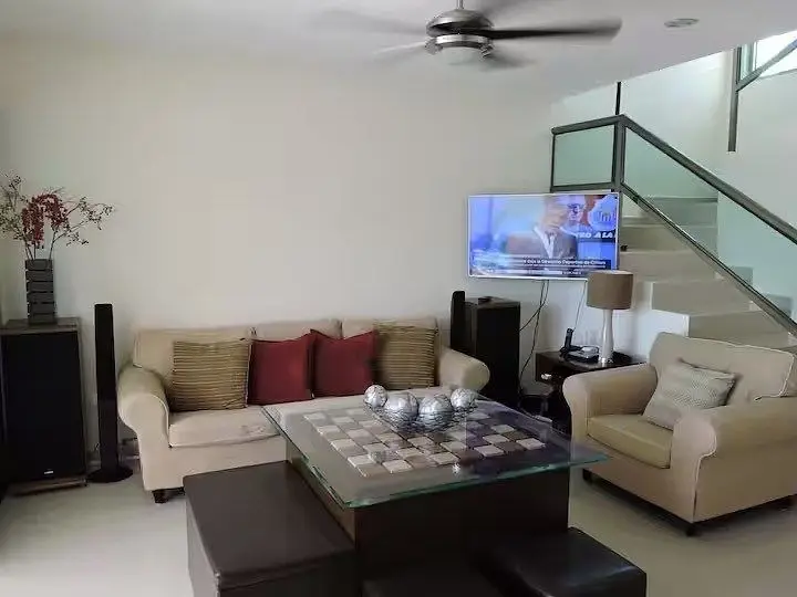 Casa de Dos Plantas Ubicada en el Norte de Merida, en Temozon Norte — foto 4