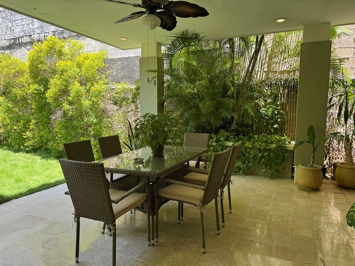 Casa de Dos Plantas en el Norte de Merida en Villas del Sol — foto 3