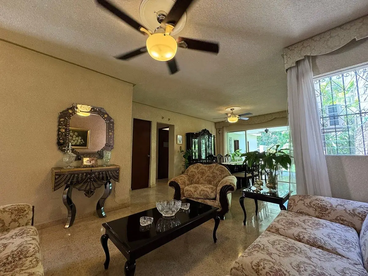 Casa de Dos Plantas en el Norte de Merida en Villas del Sol — foto 4