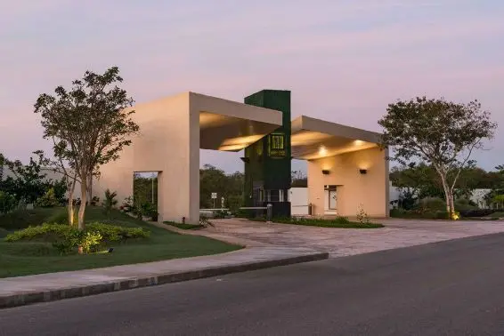 Terreno en Venta en Merida, en Privada con Amenidades Ubicado en Jardines la Rej