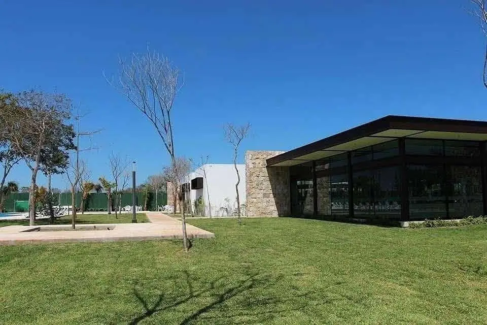 Terrenos Residenciales Ubicado en Privada con Amenidades en el Norte de Merida — foto 3