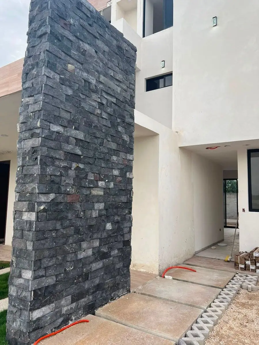Casa de 4 Recamaras Ubicada en Privada con Amenidades en el Norte de Merida — foto 2