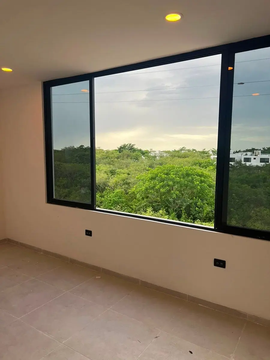 Casa de 4 Recamaras Ubicada en Privada con Amenidades en el Norte de Merida — foto 6