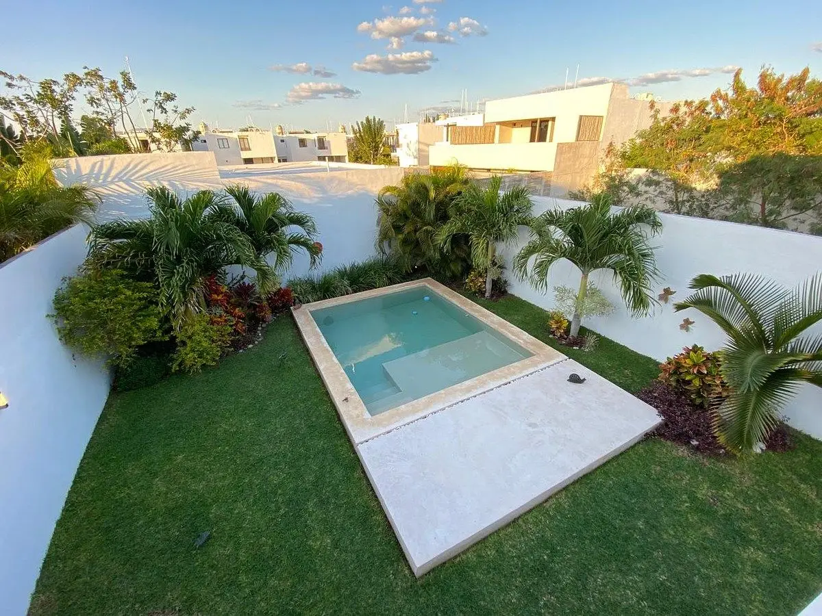 Casa de Dos Plantas y Tres Recamaras Ubicada en el Norte de Merida — foto 4