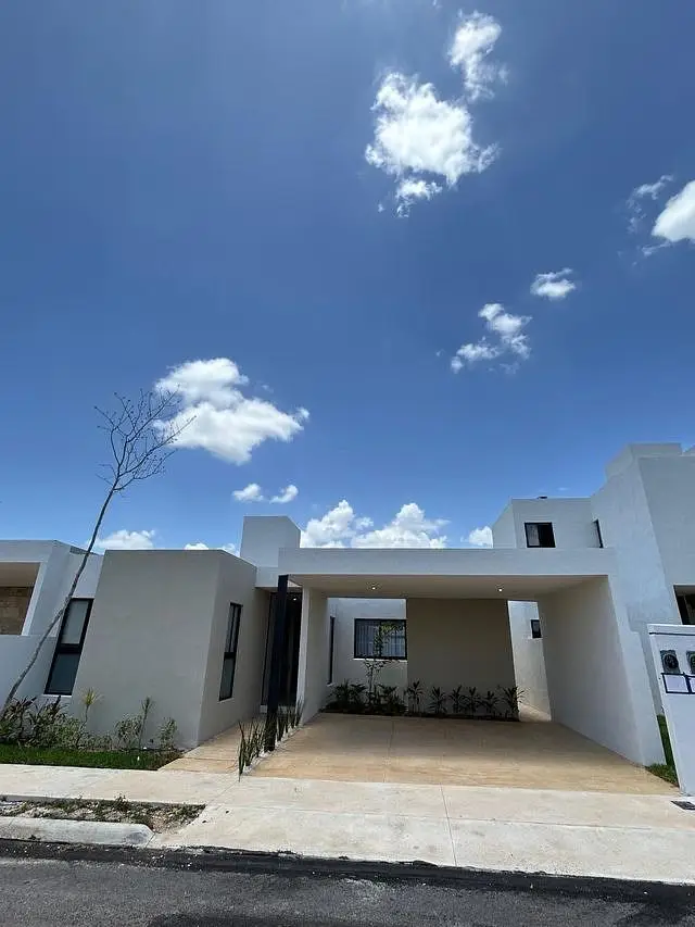 Casa de una Planta en Privada con Amenidades Ubicada en el Norte de Merida — foto 2