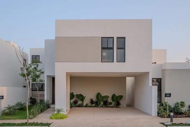 Casa Dos Plantas en Privada con Amenidades Ubicada en el Norte de Merida — foto 2
