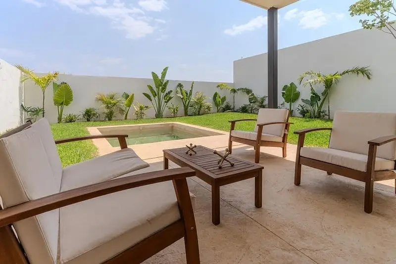 Casa Dos Plantas en Privada con Amenidades Ubicada en el Norte de Merida — foto 3