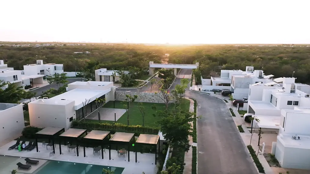 Venta Terrenos Residenciales en Privada con Amenidades en el Norte de Merida