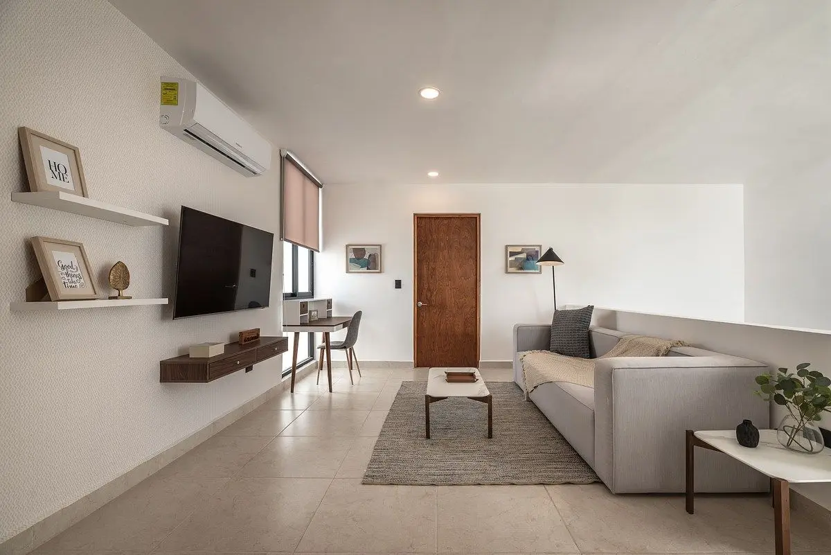 Casa de Dos Plantas en Privada con Amenidades en el Norte de Merida — foto 4