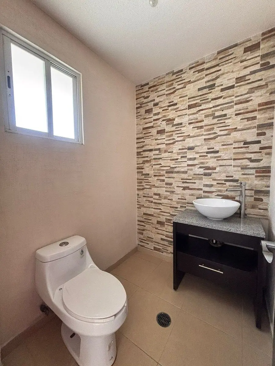 Casa Amplia e iluminada en Fracc con Amenidades Villas la Toscana — foto 4