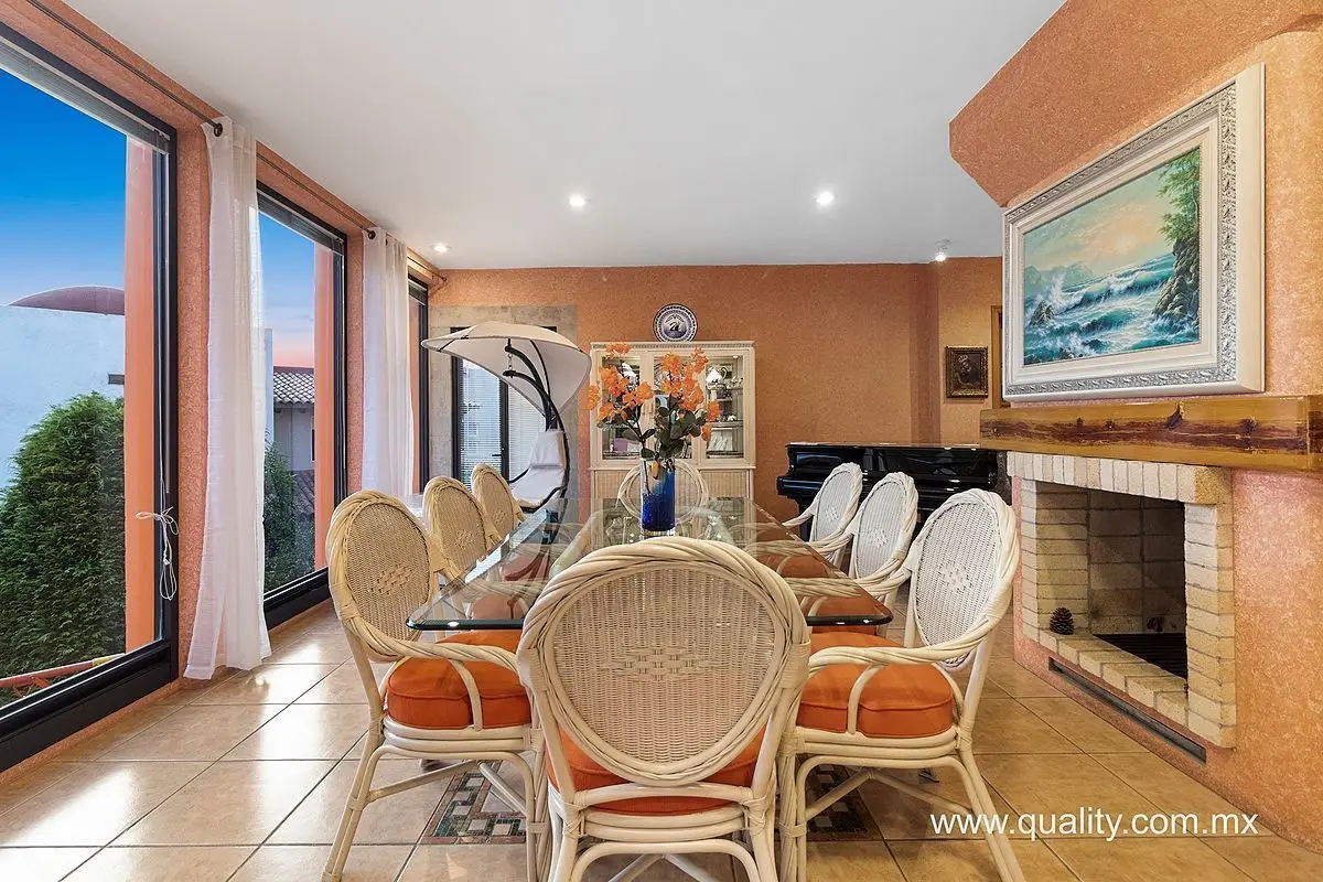 Venta de Casa, Club de Golf los Encinos Lerma 5 Recámaras Jardín Terraza — foto 4