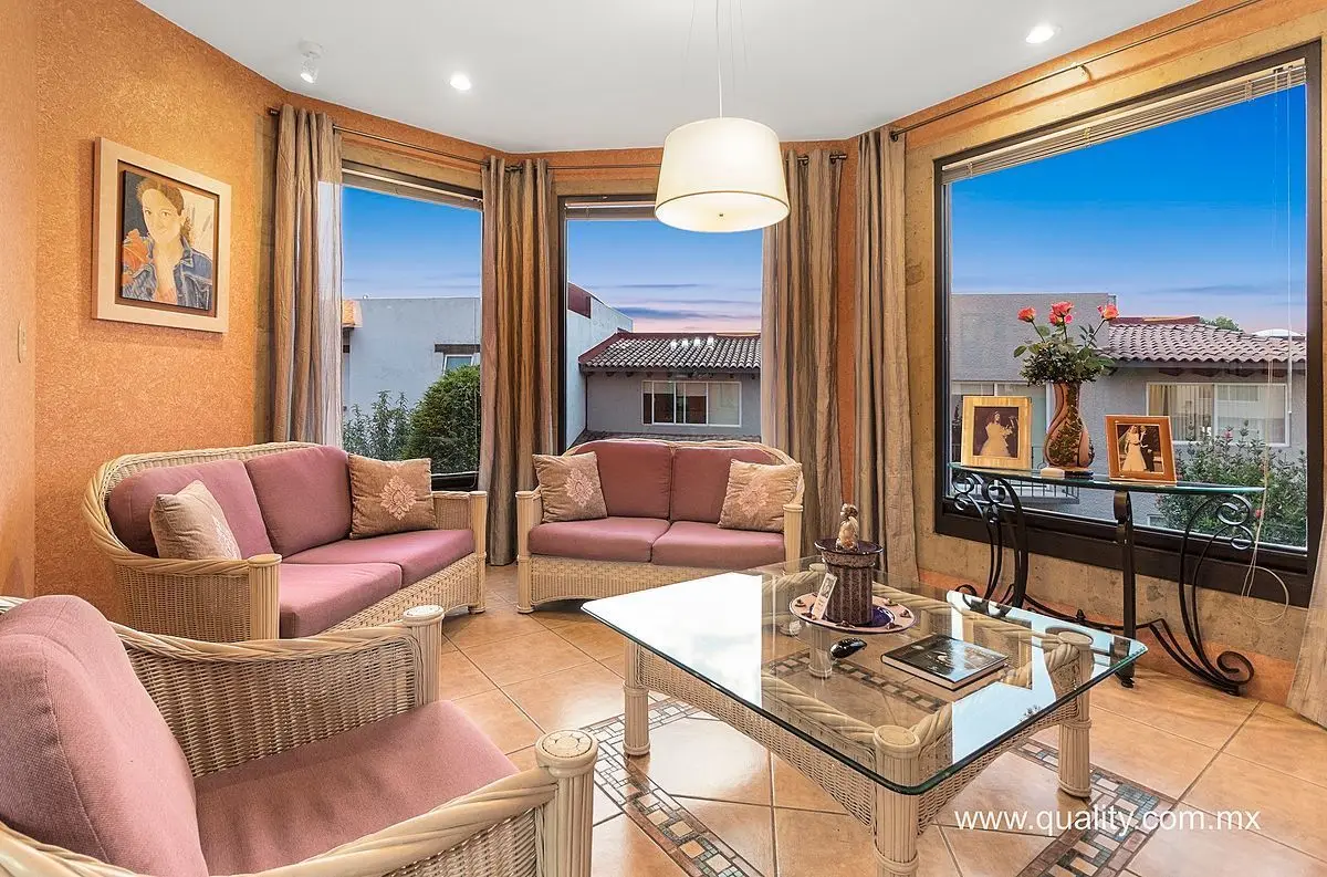 Venta de Casa, Club de Golf los Encinos Lerma 5 Recámaras Jardín Terraza — foto 5