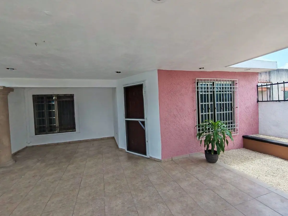 Venta de Casa 1 Planta en Francisco de Montejo