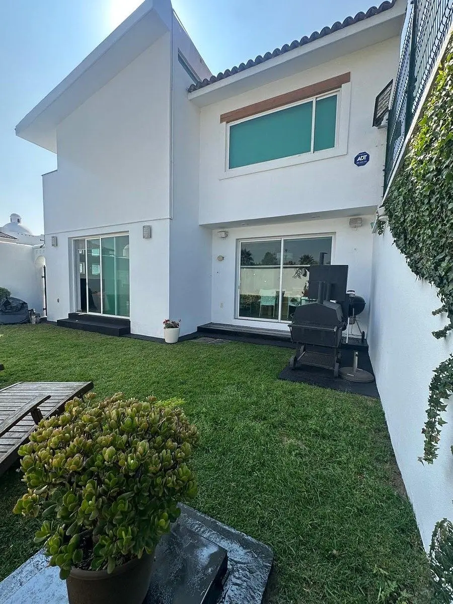 Venta de Casa Cerca de los Encinos a 20 Minutos de Santa Fe 4 Recamaras — foto 4