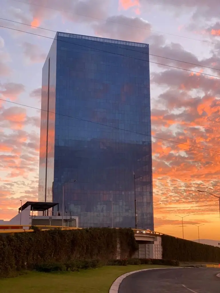 Local Renta el Campanario Corporativo Titanium Queretaro-Ae — foto 6