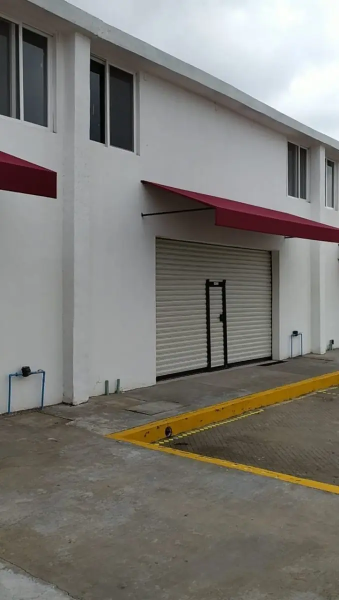 Local Comercial en Renta Pedro Escobedo Queretaro — foto 3