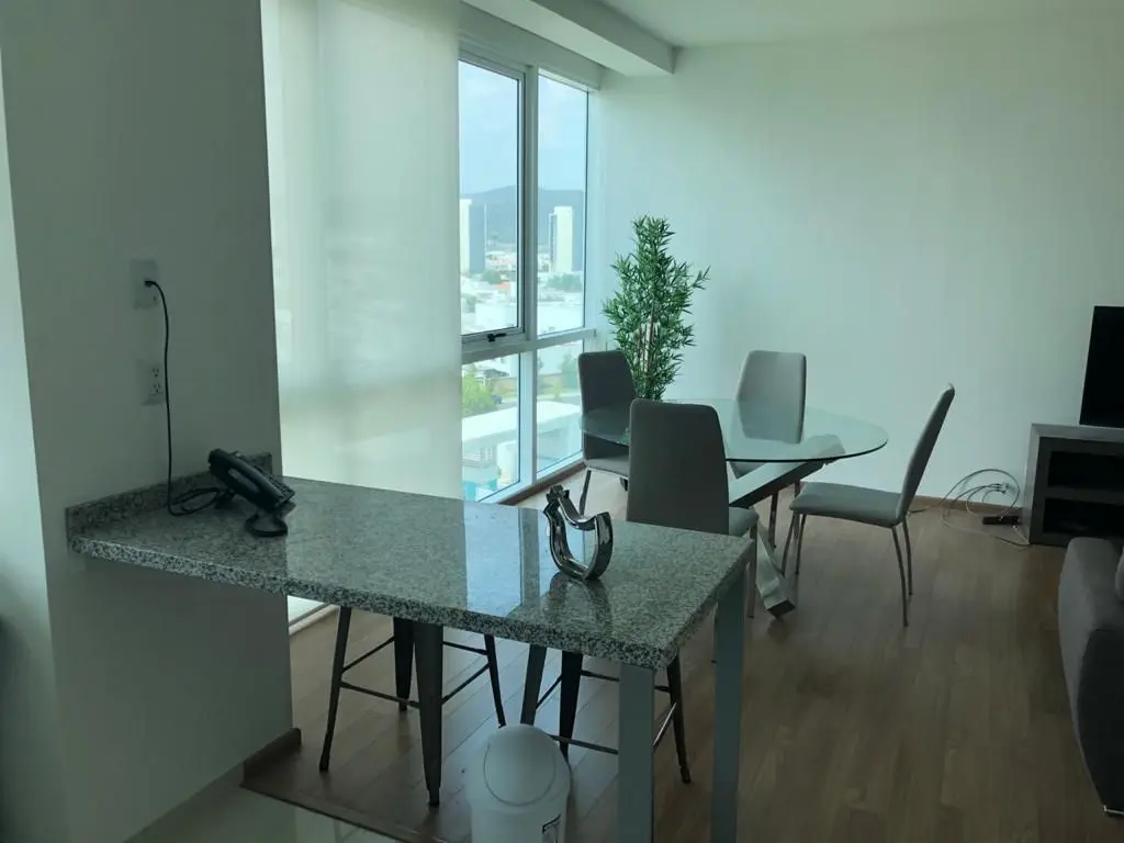 Departamento Amueblado en Renta Juriquilla Towers Queretaro — foto 2