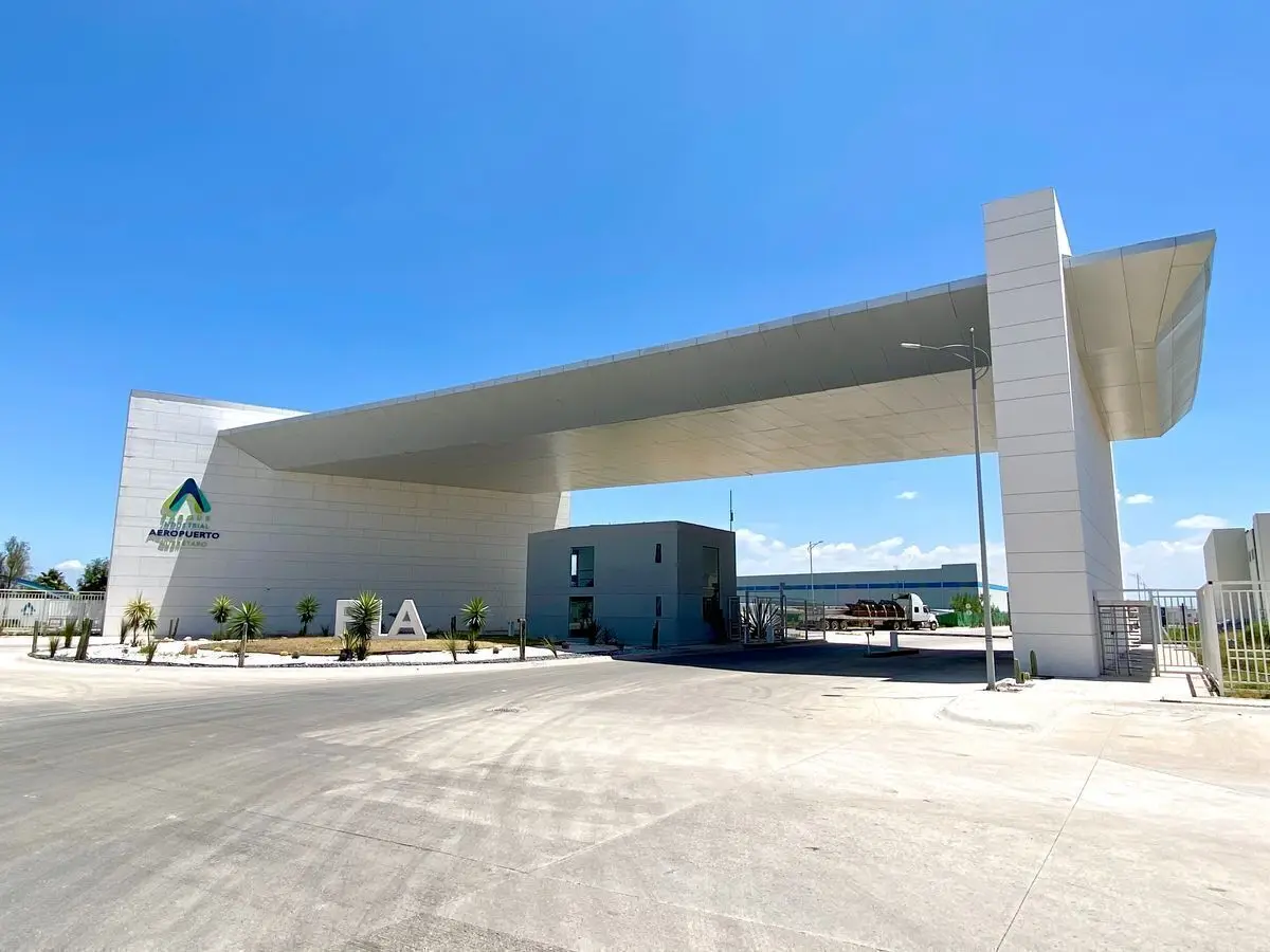 Nave en Renta en Parque Industrial Aeropuerto Pia Grande Colón Querétaro