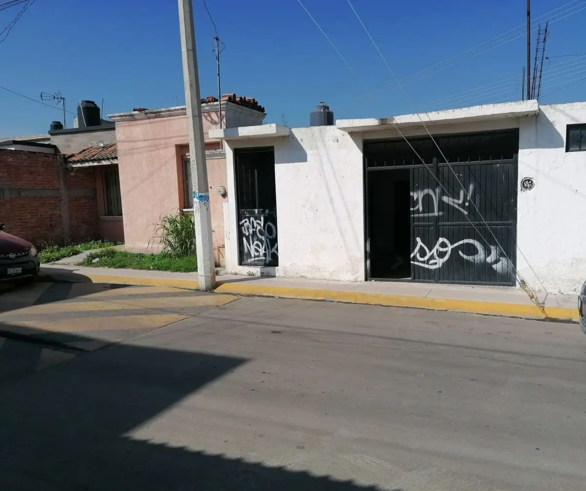 Local en Venta Granjas Banthi San Juan del Rio Queretaro — foto 2