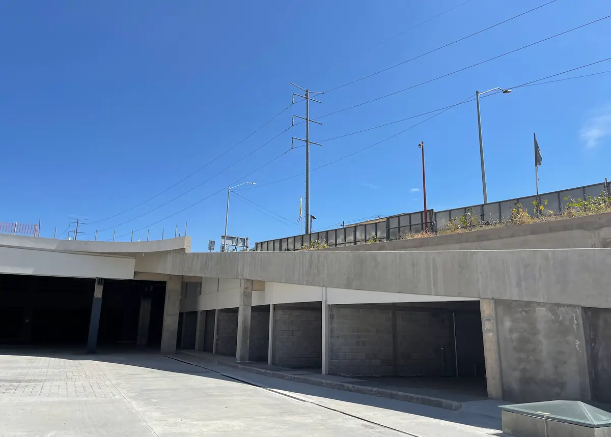 Venta Locales Centro Sur Qro Gran Ubicación. — foto 3