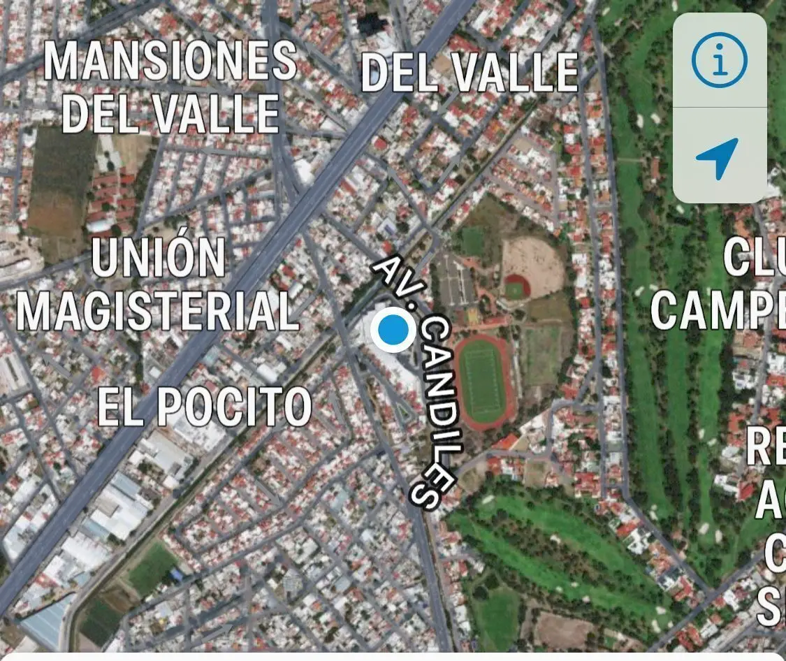 Local Renta Plaza Pabellon Campestre Candiles Queretaro — foto 3