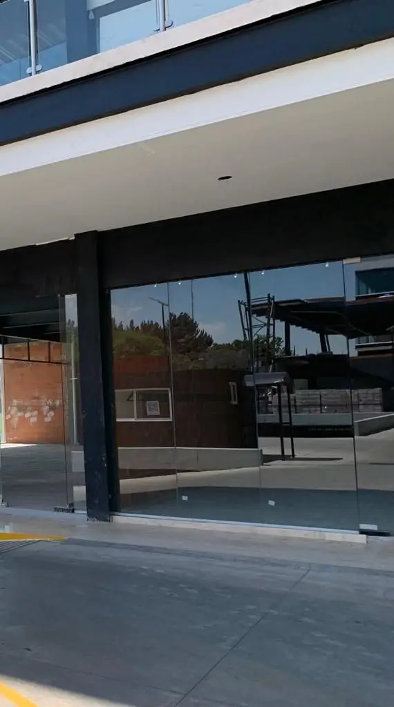 Local en Renta en Planta Baja la Reserva el Campanario Clr230321-Ae — foto 4