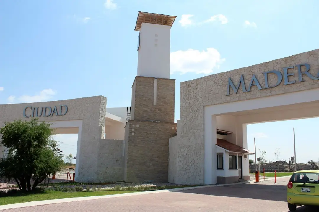Terreno en Venta Cd Maderas Apaseo el Alto Guanajuato