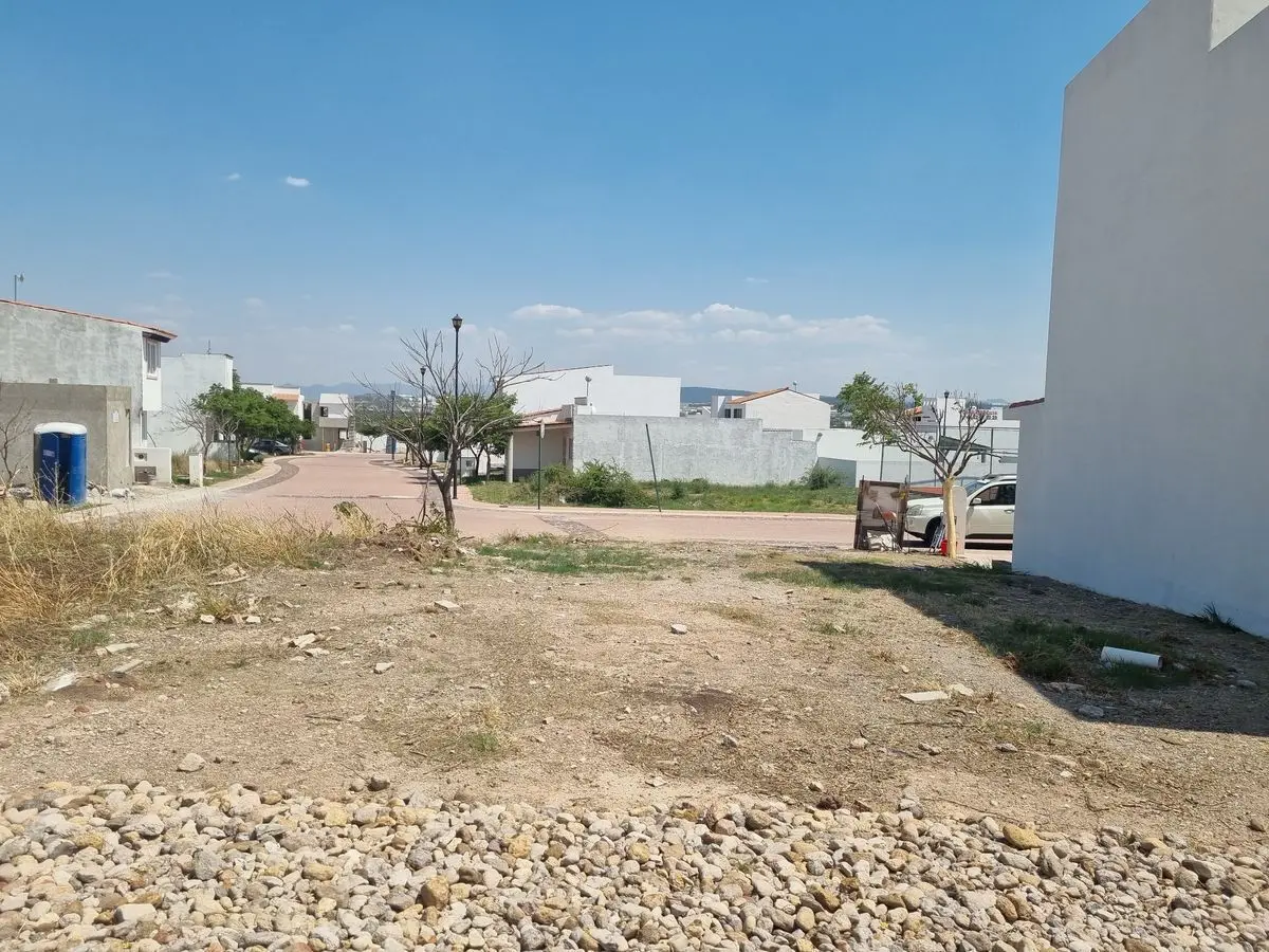 Terreno venta ciudad maderas Querétaro condominio jardines — foto 4