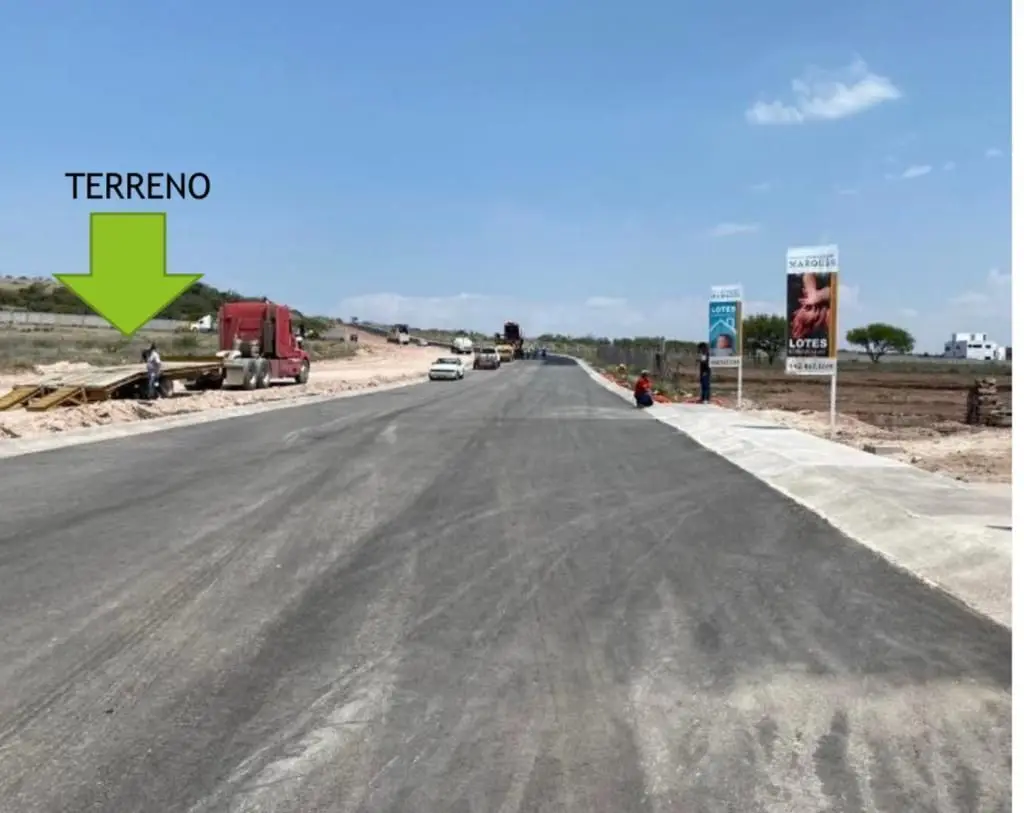 Terreno en Venta en Cumbres del Marques — foto 3