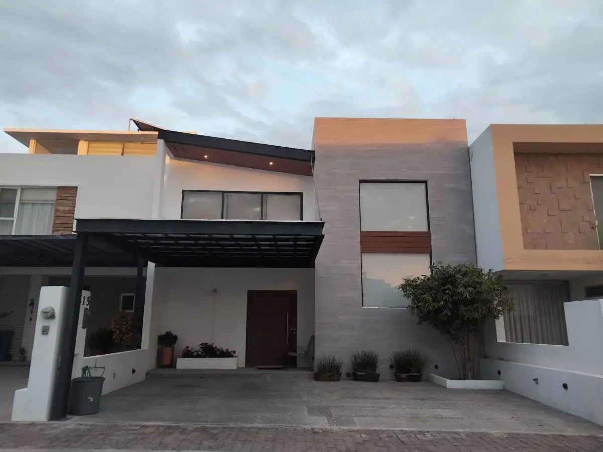 Casa en venta en privada con recámara en PB en Juriquilla Condesa Querétaro — foto 3