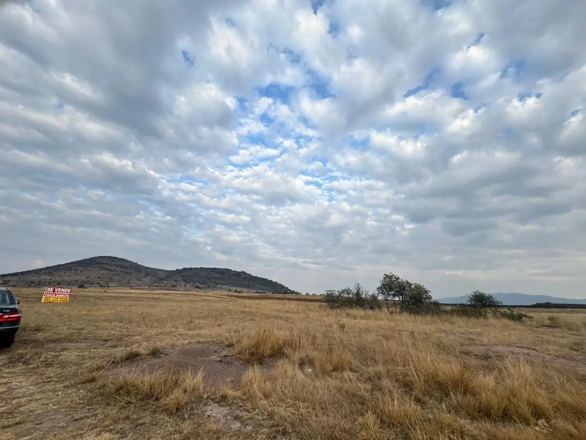 Venta de Terreno a Pie de Carretera a la Muralla Amealco
