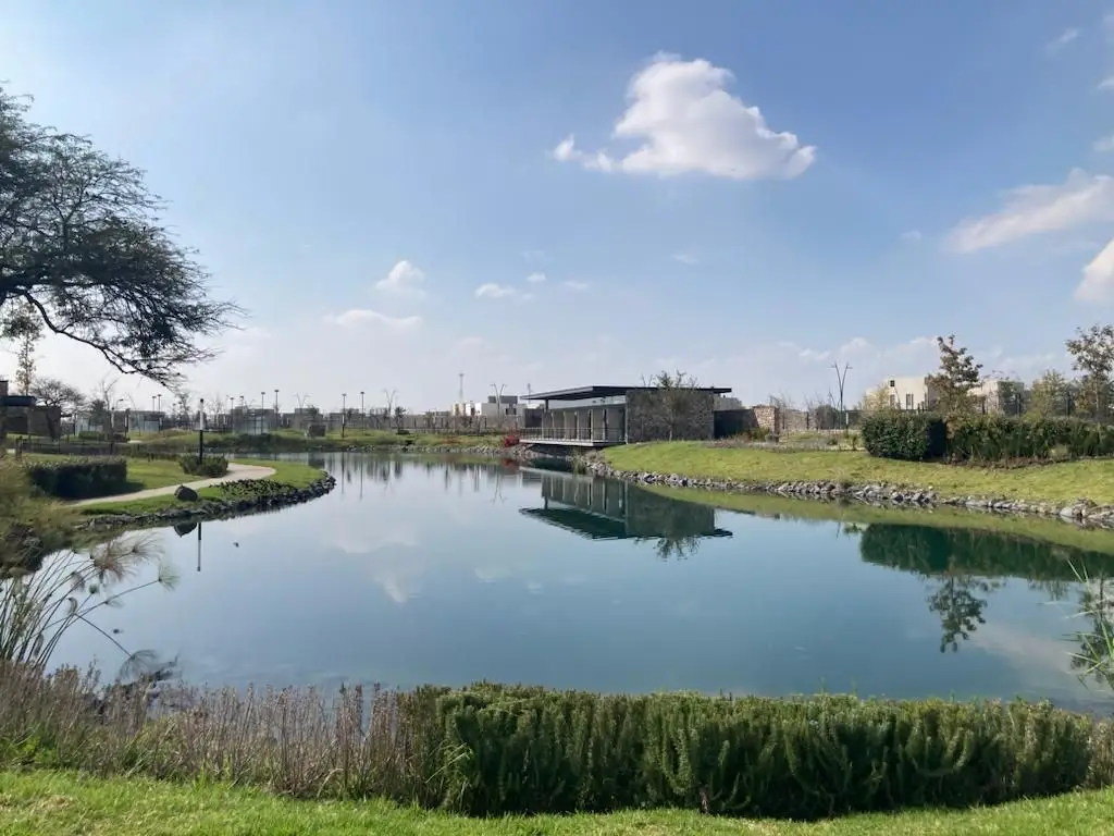 Terreno Venta Lomas del Campanario Norte Cond San Felipe Queretaro — foto 2