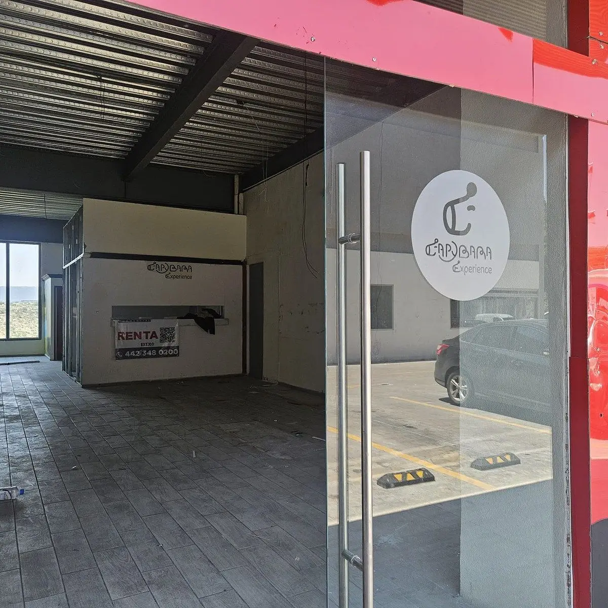 Local Planta Baja Renta la Reserva el Campanario Queretaro — foto 2